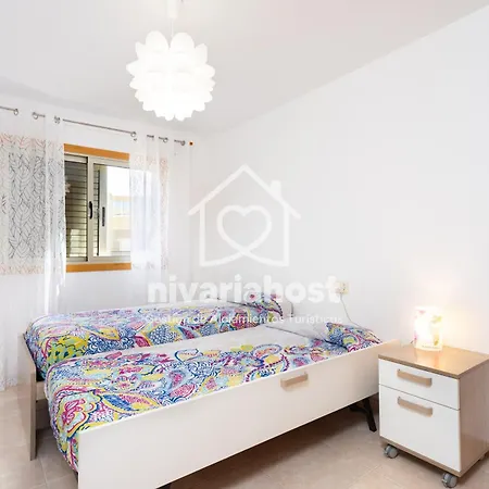 The Pearl El Medano, By Nivariahost El Médano